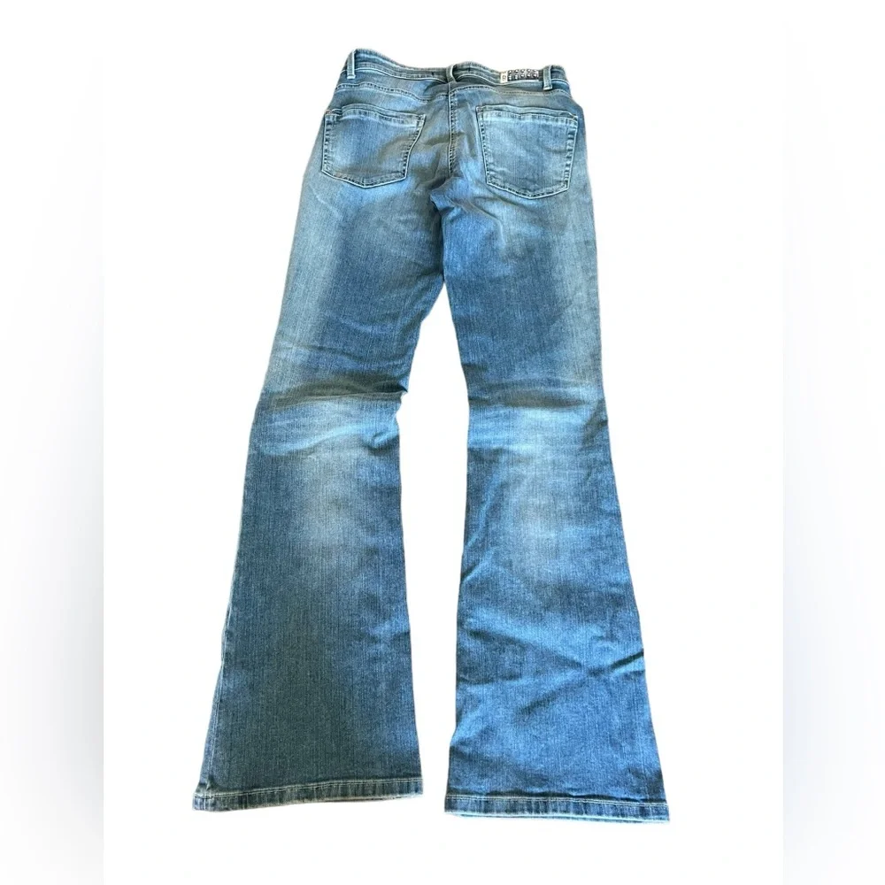 Cambio Jeans Parla flared, modern‎ rise, med. wash.  size 10